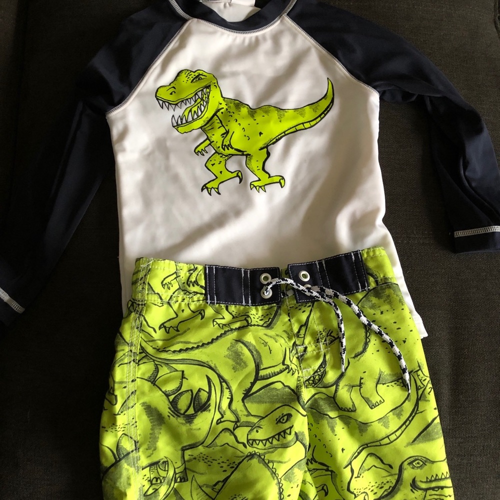 3t boys swim suit and long sleeve rash guard